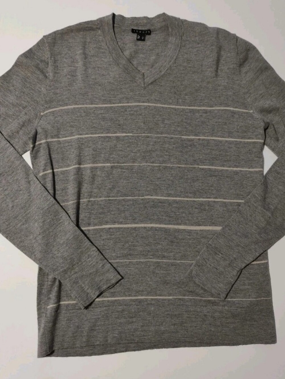 Vintage Theory Light Gray 100% Wool V-Neck Striped Sweater Size S